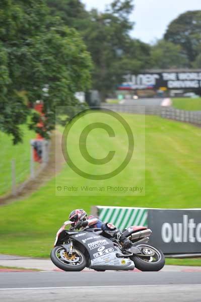 Motorcycle action photographs;Trackday digital images;event digital images;eventdigitalimages;no limits trackday;oulton park;oulton park circuit cheshire;oulton park photographs;peter wileman photography;trackday;trackday photos