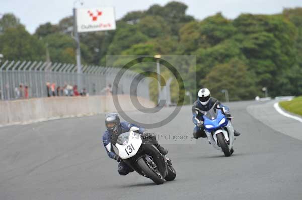 Motorcycle action photographs;Trackday digital images;event digital images;eventdigitalimages;no limits trackday;oulton park;oulton park circuit cheshire;oulton park photographs;peter wileman photography;trackday;trackday photos