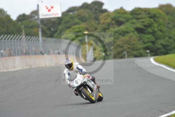 Motorcycle action photographs;Trackday digital images;event digital images;eventdigitalimages;no limits trackday;oulton park;oulton park circuit cheshire;oulton park photographs;peter wileman photography;trackday;trackday photos