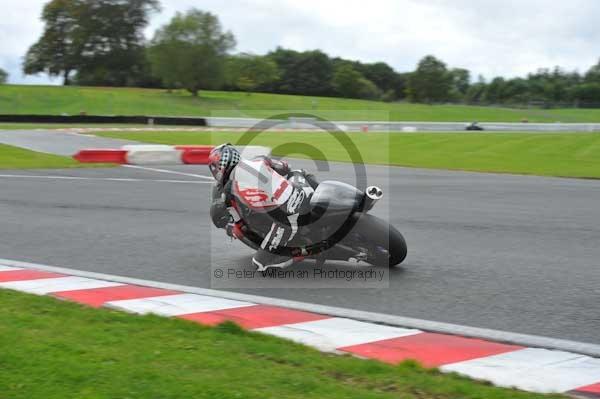 Motorcycle action photographs;Trackday digital images;event digital images;eventdigitalimages;no limits trackday;oulton park;oulton park circuit cheshire;oulton park photographs;peter wileman photography;trackday;trackday photos