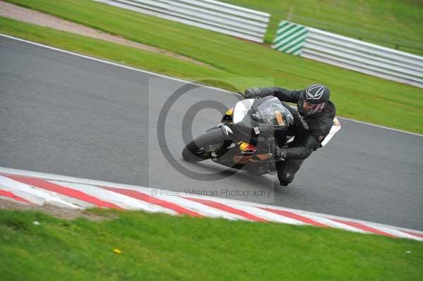 Motorcycle action photographs;Trackday digital images;event digital images;eventdigitalimages;no limits trackday;oulton park;oulton park circuit cheshire;oulton park photographs;peter wileman photography;trackday;trackday photos