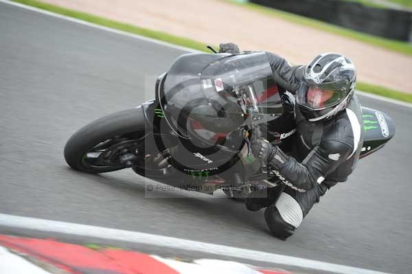 Motorcycle action photographs;Trackday digital images;event digital images;eventdigitalimages;no limits trackday;oulton park;oulton park circuit cheshire;oulton park photographs;peter wileman photography;trackday;trackday photos