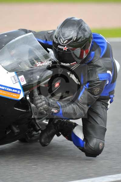 Motorcycle action photographs;Trackday digital images;event digital images;eventdigitalimages;no limits trackday;oulton park;oulton park circuit cheshire;oulton park photographs;peter wileman photography;trackday;trackday photos