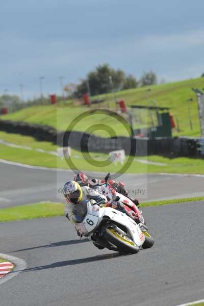 Motorcycle action photographs;Trackday digital images;event digital images;eventdigitalimages;no limits trackday;oulton park;oulton park circuit cheshire;oulton park photographs;peter wileman photography;trackday;trackday photos