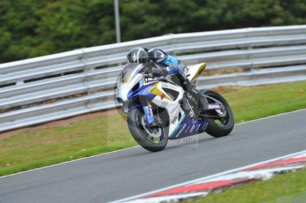 Motorcycle action photographs;Trackday digital images;event digital images;eventdigitalimages;no limits trackday;oulton park;oulton park circuit cheshire;oulton park photographs;peter wileman photography;trackday;trackday photos
