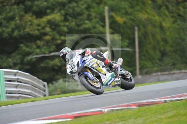 Motorcycle action photographs;Trackday digital images;event digital images;eventdigitalimages;no limits trackday;oulton park;oulton park circuit cheshire;oulton park photographs;peter wileman photography;trackday;trackday photos
