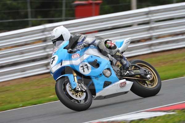 Motorcycle action photographs;Trackday digital images;event digital images;eventdigitalimages;no limits trackday;oulton park;oulton park circuit cheshire;oulton park photographs;peter wileman photography;trackday;trackday photos