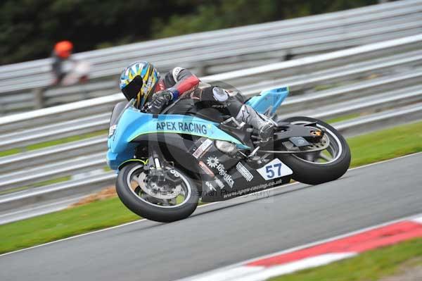 Motorcycle action photographs;Trackday digital images;event digital images;eventdigitalimages;no limits trackday;oulton park;oulton park circuit cheshire;oulton park photographs;peter wileman photography;trackday;trackday photos