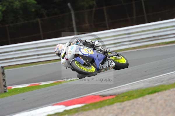 Motorcycle action photographs;Trackday digital images;event digital images;eventdigitalimages;no limits trackday;oulton park;oulton park circuit cheshire;oulton park photographs;peter wileman photography;trackday;trackday photos