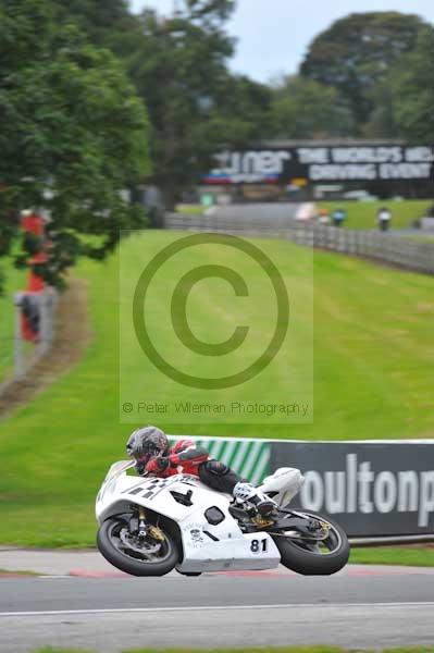 Motorcycle action photographs;Trackday digital images;event digital images;eventdigitalimages;no limits trackday;oulton park;oulton park circuit cheshire;oulton park photographs;peter wileman photography;trackday;trackday photos
