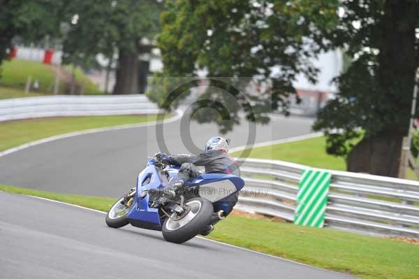 Motorcycle action photographs;Trackday digital images;event digital images;eventdigitalimages;no limits trackday;oulton park;oulton park circuit cheshire;oulton park photographs;peter wileman photography;trackday;trackday photos