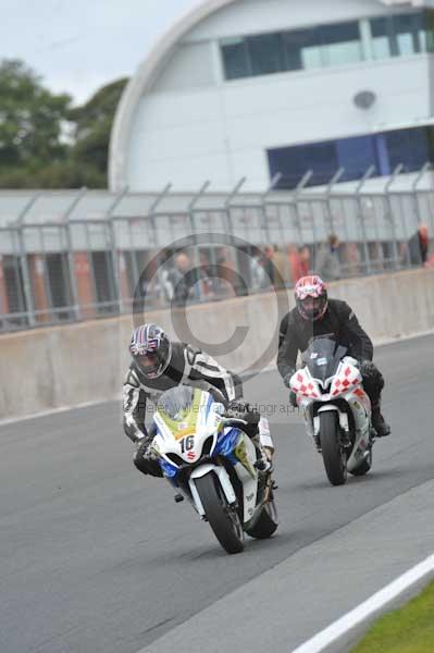 Motorcycle action photographs;Trackday digital images;event digital images;eventdigitalimages;no limits trackday;oulton park;oulton park circuit cheshire;oulton park photographs;peter wileman photography;trackday;trackday photos