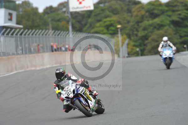 Motorcycle action photographs;Trackday digital images;event digital images;eventdigitalimages;no limits trackday;oulton park;oulton park circuit cheshire;oulton park photographs;peter wileman photography;trackday;trackday photos