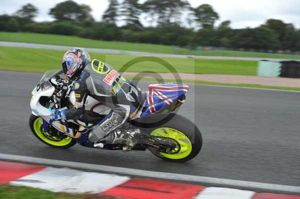 Motorcycle action photographs;Trackday digital images;event digital images;eventdigitalimages;no limits trackday;oulton park;oulton park circuit cheshire;oulton park photographs;peter wileman photography;trackday;trackday photos