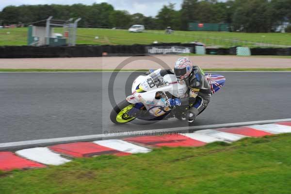 Motorcycle action photographs;Trackday digital images;event digital images;eventdigitalimages;no limits trackday;oulton park;oulton park circuit cheshire;oulton park photographs;peter wileman photography;trackday;trackday photos