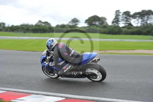 Motorcycle action photographs;Trackday digital images;event digital images;eventdigitalimages;no limits trackday;oulton park;oulton park circuit cheshire;oulton park photographs;peter wileman photography;trackday;trackday photos