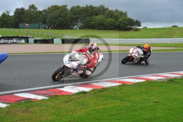 Motorcycle action photographs;Trackday digital images;event digital images;eventdigitalimages;no limits trackday;oulton park;oulton park circuit cheshire;oulton park photographs;peter wileman photography;trackday;trackday photos