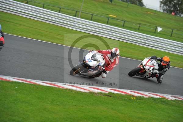 Motorcycle action photographs;Trackday digital images;event digital images;eventdigitalimages;no limits trackday;oulton park;oulton park circuit cheshire;oulton park photographs;peter wileman photography;trackday;trackday photos
