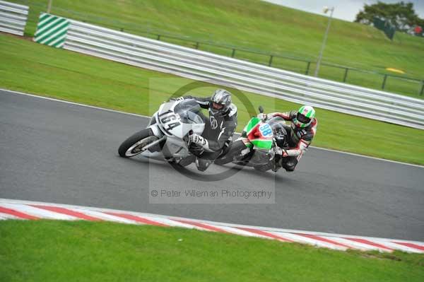 Motorcycle action photographs;Trackday digital images;event digital images;eventdigitalimages;no limits trackday;oulton park;oulton park circuit cheshire;oulton park photographs;peter wileman photography;trackday;trackday photos