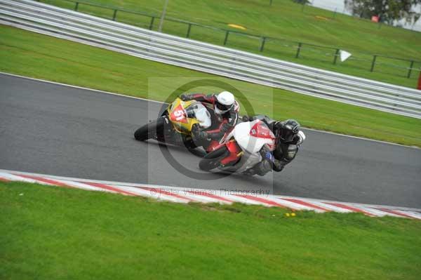 Motorcycle action photographs;Trackday digital images;event digital images;eventdigitalimages;no limits trackday;oulton park;oulton park circuit cheshire;oulton park photographs;peter wileman photography;trackday;trackday photos