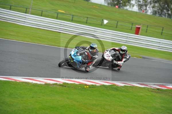 Motorcycle action photographs;Trackday digital images;event digital images;eventdigitalimages;no limits trackday;oulton park;oulton park circuit cheshire;oulton park photographs;peter wileman photography;trackday;trackday photos