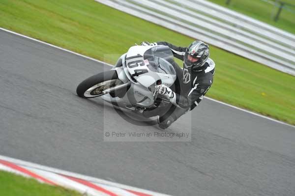 Motorcycle action photographs;Trackday digital images;event digital images;eventdigitalimages;no limits trackday;oulton park;oulton park circuit cheshire;oulton park photographs;peter wileman photography;trackday;trackday photos