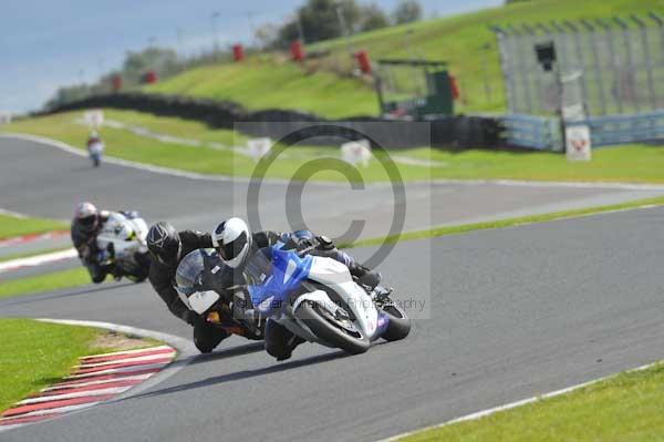 Motorcycle action photographs;Trackday digital images;event digital images;eventdigitalimages;no limits trackday;oulton park;oulton park circuit cheshire;oulton park photographs;peter wileman photography;trackday;trackday photos