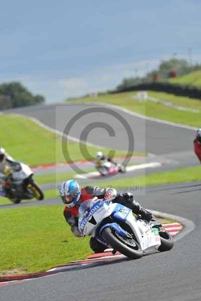 Motorcycle action photographs;Trackday digital images;event digital images;eventdigitalimages;no limits trackday;oulton park;oulton park circuit cheshire;oulton park photographs;peter wileman photography;trackday;trackday photos