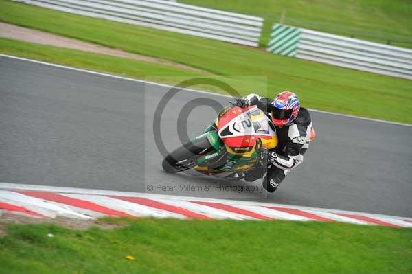 Motorcycle action photographs;Trackday digital images;event digital images;eventdigitalimages;no limits trackday;oulton park;oulton park circuit cheshire;oulton park photographs;peter wileman photography;trackday;trackday photos