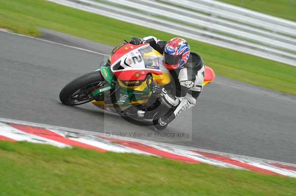 Motorcycle action photographs;Trackday digital images;event digital images;eventdigitalimages;no limits trackday;oulton park;oulton park circuit cheshire;oulton park photographs;peter wileman photography;trackday;trackday photos
