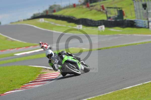 Motorcycle action photographs;Trackday digital images;event digital images;eventdigitalimages;no limits trackday;oulton park;oulton park circuit cheshire;oulton park photographs;peter wileman photography;trackday;trackday photos