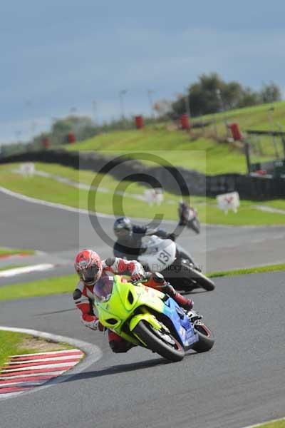 Motorcycle action photographs;Trackday digital images;event digital images;eventdigitalimages;no limits trackday;oulton park;oulton park circuit cheshire;oulton park photographs;peter wileman photography;trackday;trackday photos