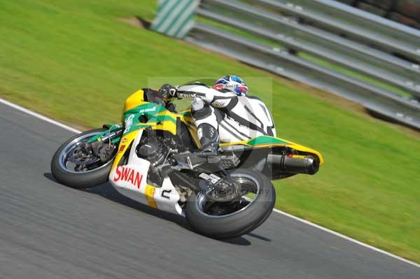 Motorcycle action photographs;Trackday digital images;event digital images;eventdigitalimages;no limits trackday;oulton park;oulton park circuit cheshire;oulton park photographs;peter wileman photography;trackday;trackday photos