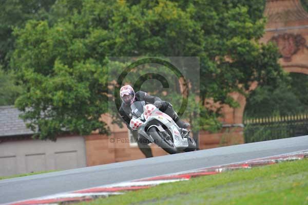 Motorcycle action photographs;Trackday digital images;event digital images;eventdigitalimages;no limits trackday;oulton park;oulton park circuit cheshire;oulton park photographs;peter wileman photography;trackday;trackday photos