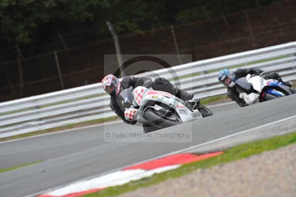 Motorcycle action photographs;Trackday digital images;event digital images;eventdigitalimages;no limits trackday;oulton park;oulton park circuit cheshire;oulton park photographs;peter wileman photography;trackday;trackday photos