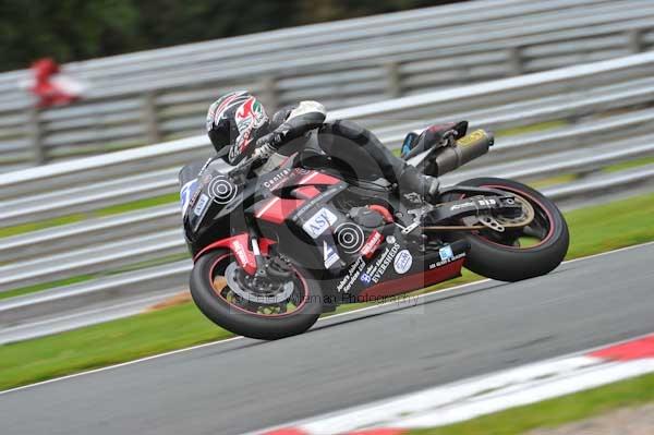 Motorcycle action photographs;Trackday digital images;event digital images;eventdigitalimages;no limits trackday;oulton park;oulton park circuit cheshire;oulton park photographs;peter wileman photography;trackday;trackday photos