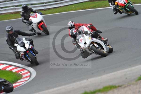 Motorcycle action photographs;Trackday digital images;event digital images;eventdigitalimages;no limits trackday;oulton park;oulton park circuit cheshire;oulton park photographs;peter wileman photography;trackday;trackday photos