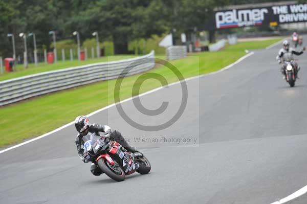 Motorcycle action photographs;Trackday digital images;event digital images;eventdigitalimages;no limits trackday;oulton park;oulton park circuit cheshire;oulton park photographs;peter wileman photography;trackday;trackday photos