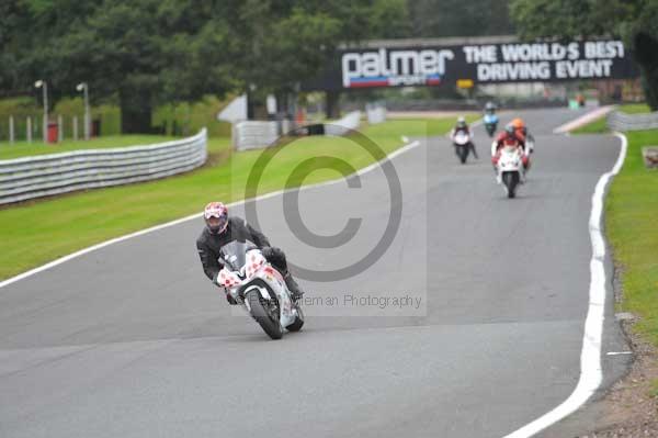 Motorcycle action photographs;Trackday digital images;event digital images;eventdigitalimages;no limits trackday;oulton park;oulton park circuit cheshire;oulton park photographs;peter wileman photography;trackday;trackday photos