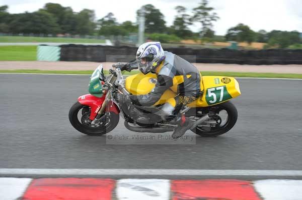 Motorcycle action photographs;Trackday digital images;event digital images;eventdigitalimages;no limits trackday;oulton park;oulton park circuit cheshire;oulton park photographs;peter wileman photography;trackday;trackday photos