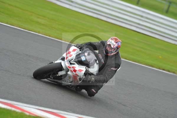 Motorcycle action photographs;Trackday digital images;event digital images;eventdigitalimages;no limits trackday;oulton park;oulton park circuit cheshire;oulton park photographs;peter wileman photography;trackday;trackday photos