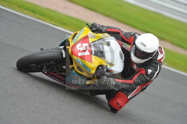 Motorcycle action photographs;Trackday digital images;event digital images;eventdigitalimages;no limits trackday;oulton park;oulton park circuit cheshire;oulton park photographs;peter wileman photography;trackday;trackday photos