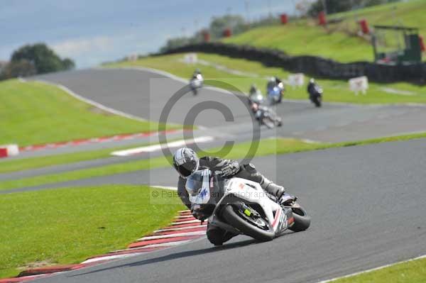 Motorcycle action photographs;Trackday digital images;event digital images;eventdigitalimages;no limits trackday;oulton park;oulton park circuit cheshire;oulton park photographs;peter wileman photography;trackday;trackday photos