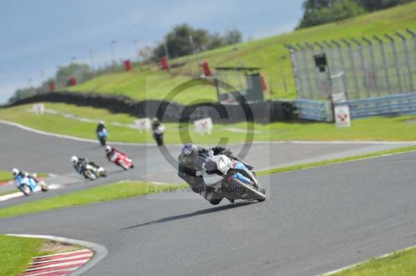 Motorcycle action photographs;Trackday digital images;event digital images;eventdigitalimages;no limits trackday;oulton park;oulton park circuit cheshire;oulton park photographs;peter wileman photography;trackday;trackday photos