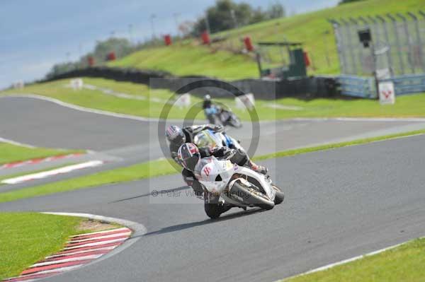 Motorcycle action photographs;Trackday digital images;event digital images;eventdigitalimages;no limits trackday;oulton park;oulton park circuit cheshire;oulton park photographs;peter wileman photography;trackday;trackday photos
