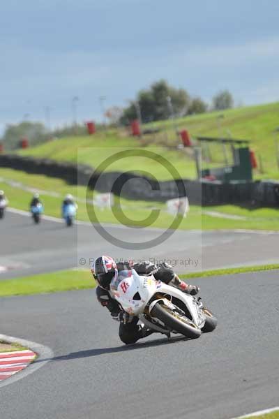 Motorcycle action photographs;Trackday digital images;event digital images;eventdigitalimages;no limits trackday;oulton park;oulton park circuit cheshire;oulton park photographs;peter wileman photography;trackday;trackday photos