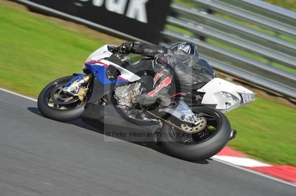 Motorcycle action photographs;Trackday digital images;event digital images;eventdigitalimages;no limits trackday;oulton park;oulton park circuit cheshire;oulton park photographs;peter wileman photography;trackday;trackday photos
