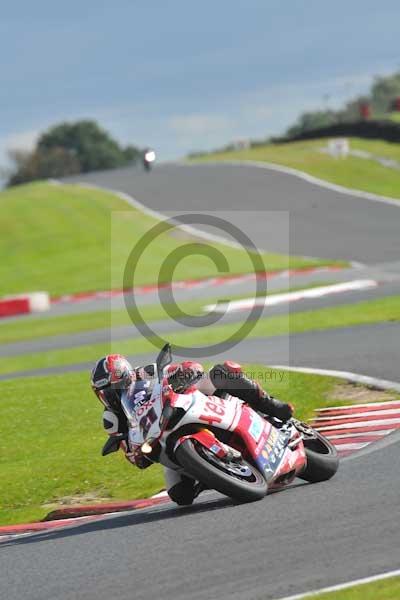 Motorcycle action photographs;Trackday digital images;event digital images;eventdigitalimages;no limits trackday;oulton park;oulton park circuit cheshire;oulton park photographs;peter wileman photography;trackday;trackday photos