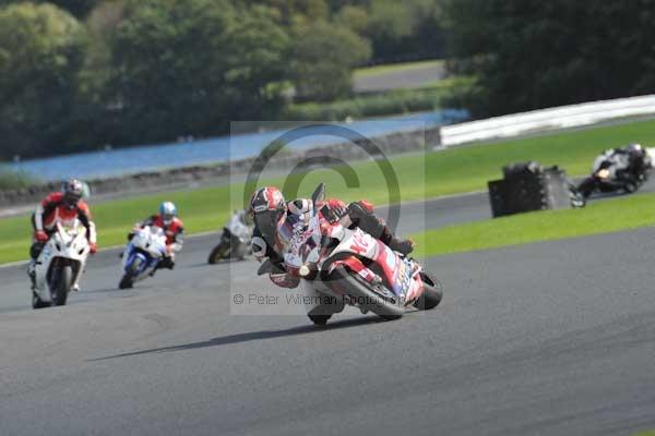 Motorcycle action photographs;Trackday digital images;event digital images;eventdigitalimages;no limits trackday;oulton park;oulton park circuit cheshire;oulton park photographs;peter wileman photography;trackday;trackday photos