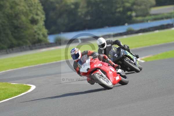 Motorcycle action photographs;Trackday digital images;event digital images;eventdigitalimages;no limits trackday;oulton park;oulton park circuit cheshire;oulton park photographs;peter wileman photography;trackday;trackday photos